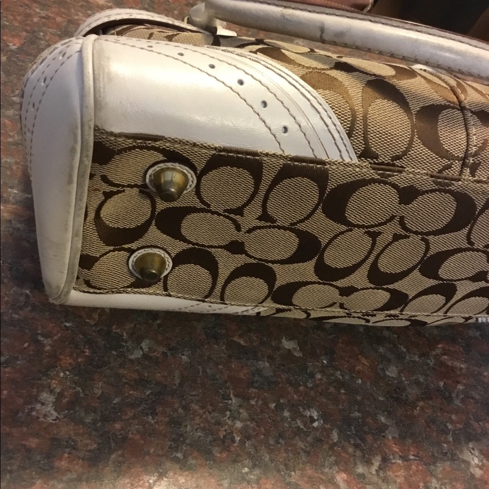 Vintage Coach - Picture 4 of 7